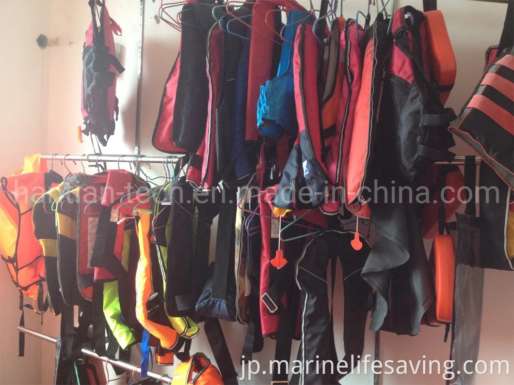 中国は、救命装置の発泡ズライフセービングフローティングジャケットを製造しています